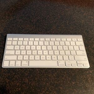 Apple keyboard and mouse